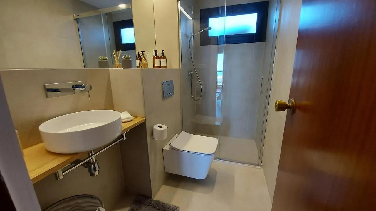 Apartamento La Playa “ Free Parking “ Apartamento Torremolinos